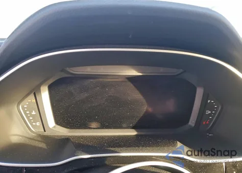 2024 Audi Q3 Premium S Line 45 z USA, uszkodzony, nr VIN WA1DECF35R1123171